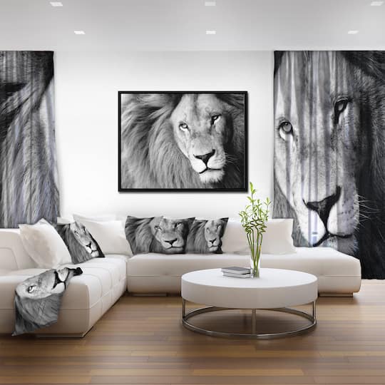 Designart - Lion Head in Grey